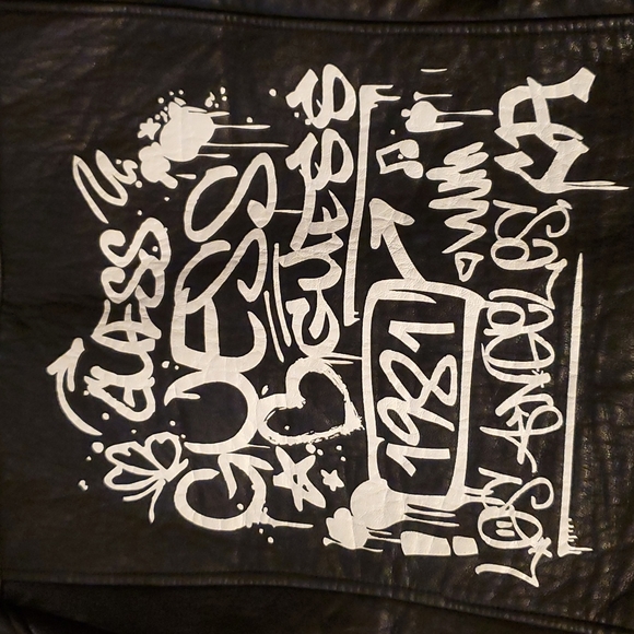 Guess Women's Black Studded Faux Leather Moto Jacket Sz M EUC - Picture 9 of 9